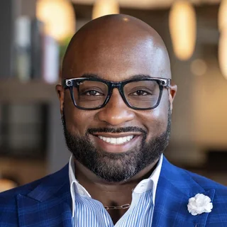 Clarence Robinson II, Allstate agent in Arlington, Texas